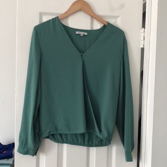 NVR WRN Naked Zebra green top - size M - Picture 1 of 2